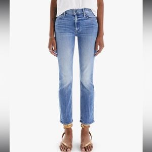 Mother Mid Rise Dazzler Ankle Fray in We the Animals. Size 31